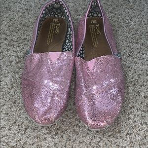 Pink sparkle Toms